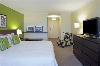 Radisson Hotel New Rochelle