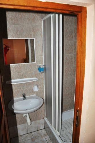 Hostal Penzion Le?tiny