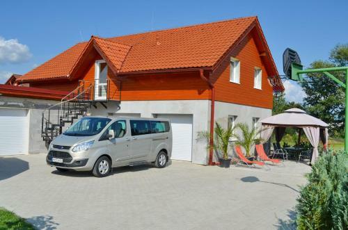 Hostal Penzion Mirabel
