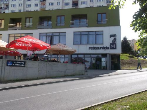 Hostal Penzi�n M