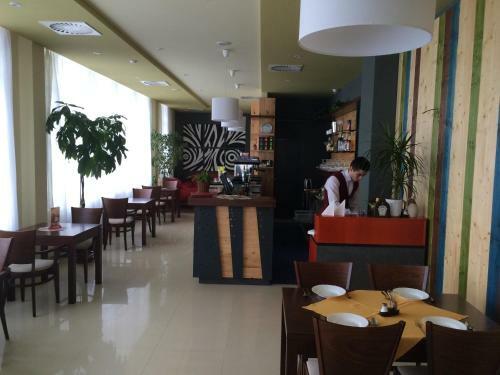 Hostal Penzi�n M