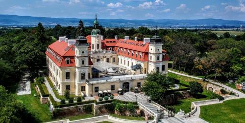Bed & Breakfast Theresia Chateau - Bernol�kovo