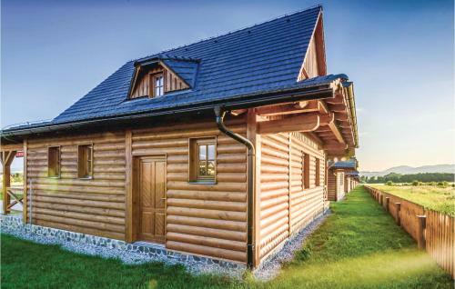 Three-bedroom Holiday Home In Liptovsky Trnovec