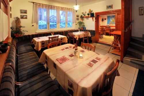 Hostal Penzion Maco