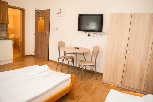 Hostal Penzion Burra