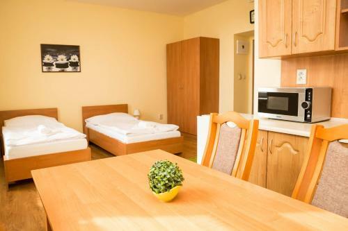 Hostal Penzion Burra