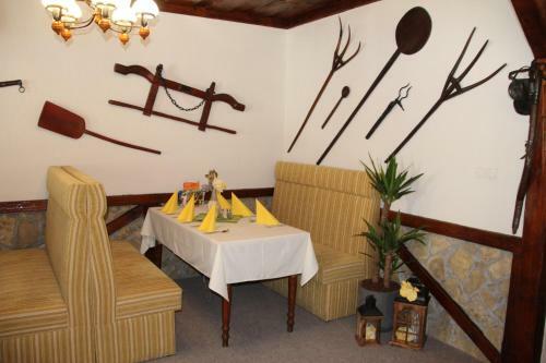 Hostal Penzi�n Furman U Hoffera