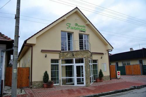 Hostal Penzi�n Furman U Hoffera