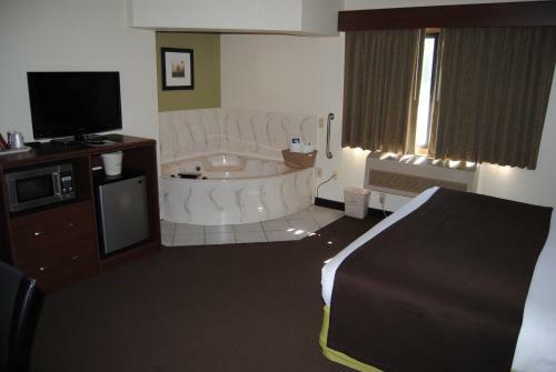 Hotel Americinn Grand Rapids