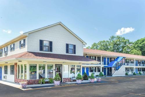 Hotel Super 8 North Attleboro