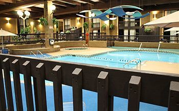 Hotel Sanctuary Inn And Conference Center