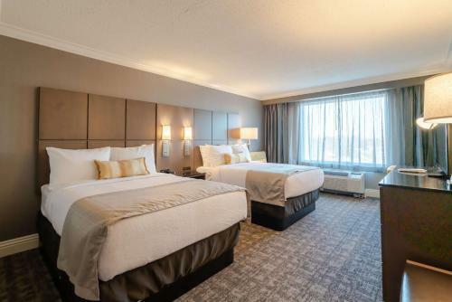 Best Western Premier Airport/expo Center Hotel