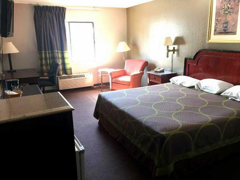 Hotel Super 8 Hazard Ky