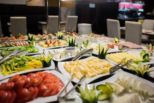 Hotel Magnus Tren?�n