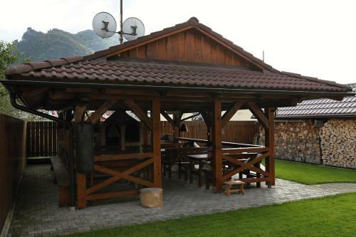 Chalupa Luka Terchov�