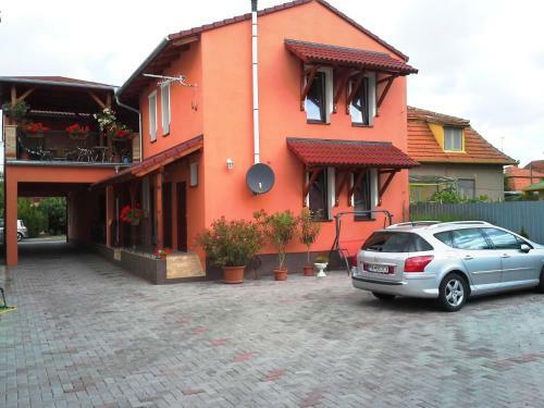 Hostal Adria Penzi�n