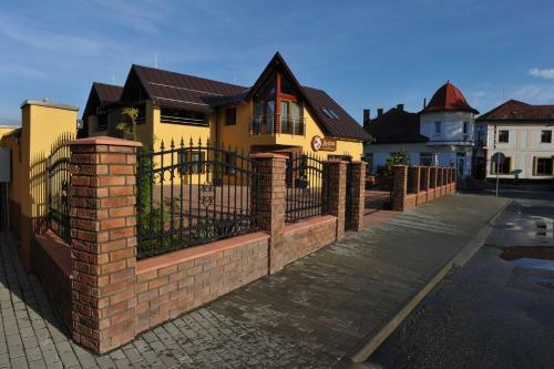 Hostal Penzion Anesis