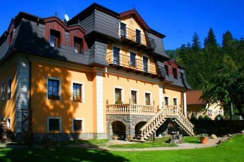 Hostal Penzi�n Kastiel Hanus