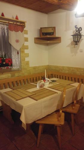 Hostal Penzi�n Bu?n�k