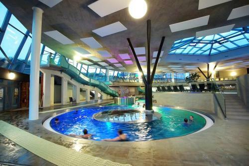 Hotel Thermal ?�rava
