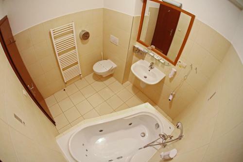Hostal Penzion & Wellness Zoborska