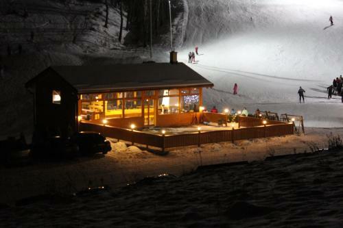 Lodge Chaty Hldo?�n, Uhlisk�, Ostra?ica, Zmrazov