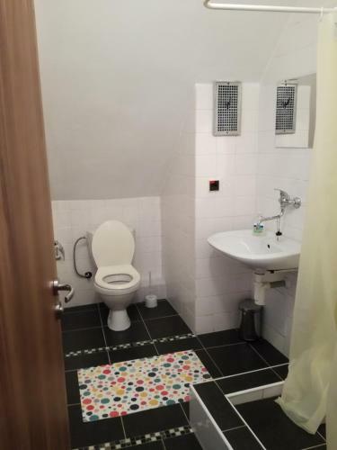 Hostal Hotel Tatrania