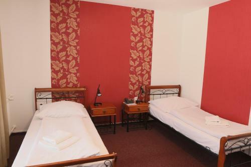 Hotel Diana