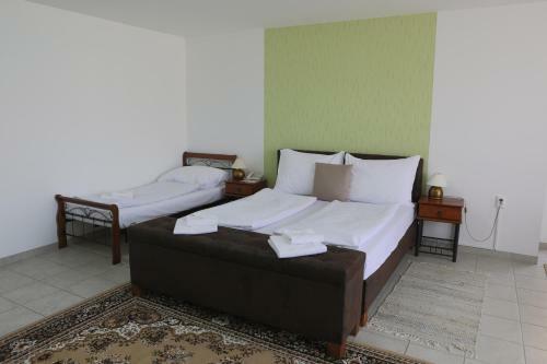 Hotel Diana