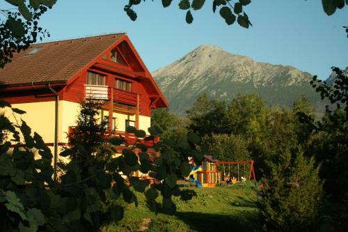 Hostal Villa Gold