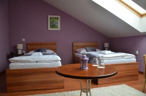 Hostal Penzion Bokros