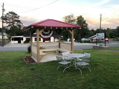 Motel Ellijay Inn