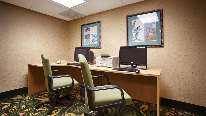 Best Western Plus Sebastian Hotel & Suites