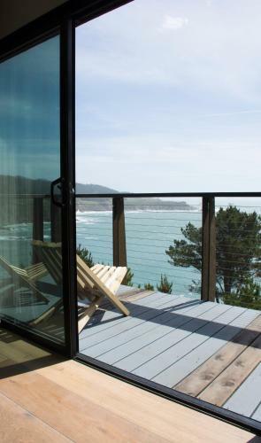 Posada Timber Cove Inn