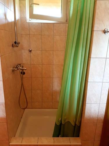 Hostal Penzi�n Term�l