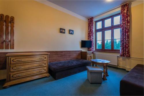Hostal Miramonti Penzi�n