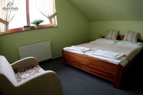 Hotel Penzion Saris Park