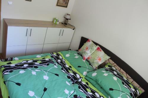 Pine Wood Apartment