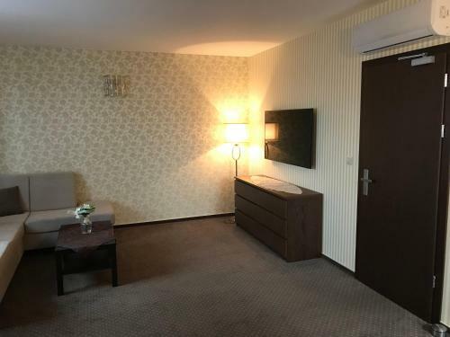 Hostal Penzi�n Naj