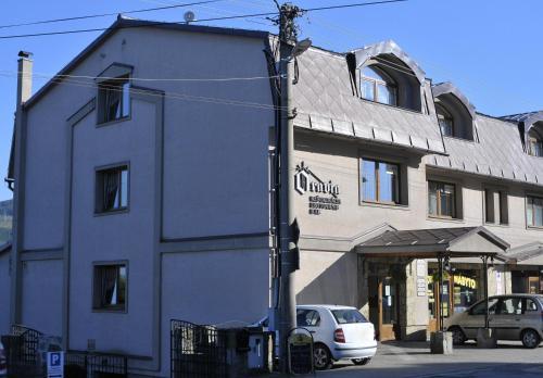 Hostal Penzi�n Oravia