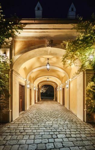 Hotel Chateau B�la