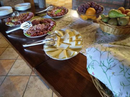 Hostal Penzi�n A Pizz�ria U ?ujana