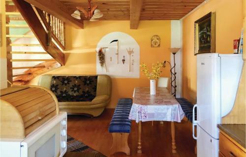 Three-bedroom Holiday Home In Zazriva