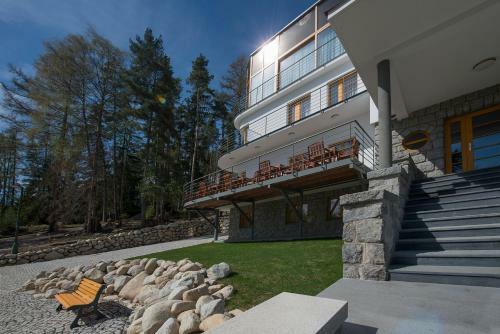 Hotel Mar�na
