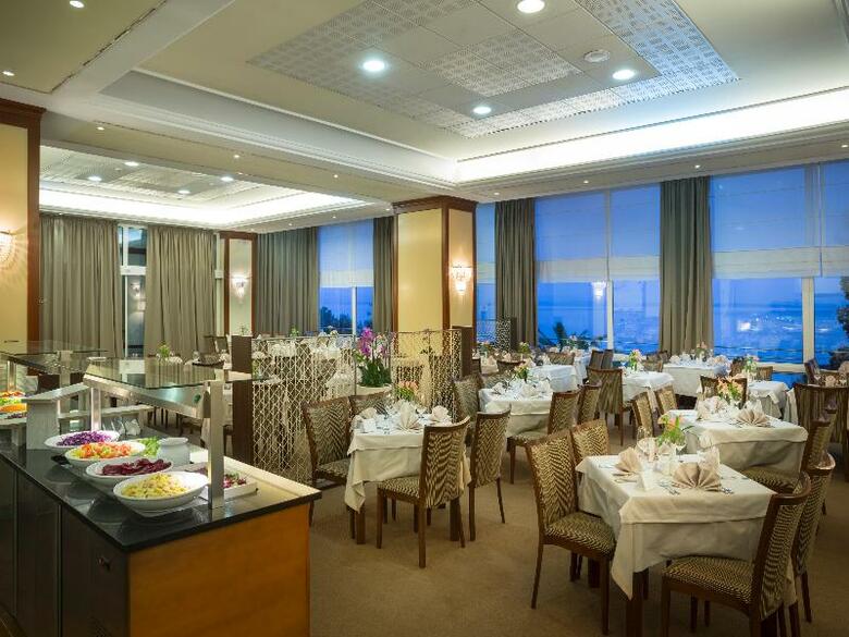 Hotel Ambasador