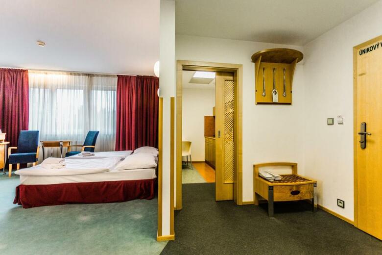 Hotel Set
