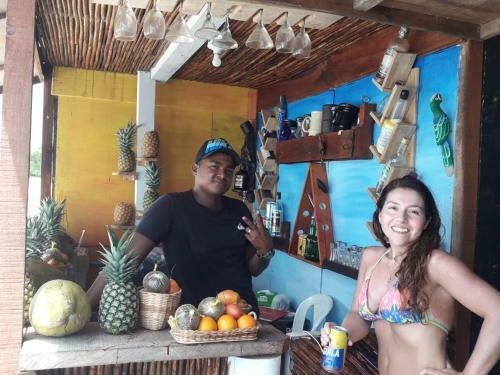 Hostal Cabanas Black And White