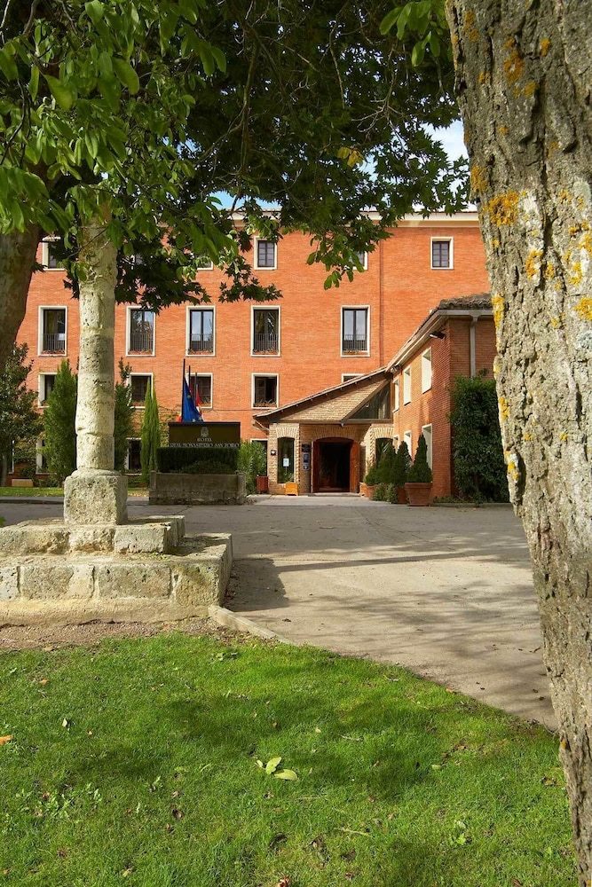 Hotel Real Monasterio de San Zoilo