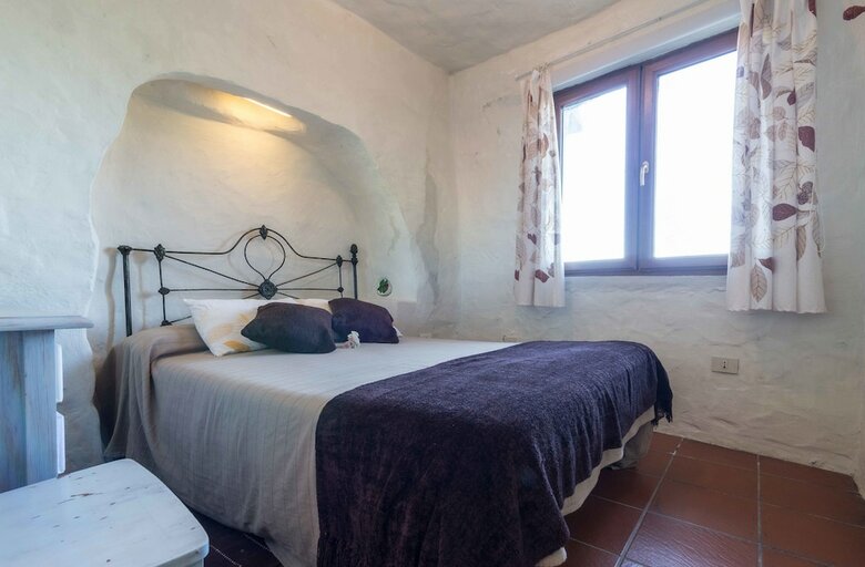 Casa Cueva El Caidero