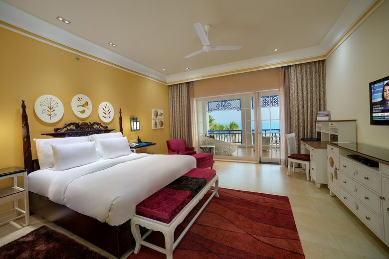 Hotel Mayfair Palm Beach Resort